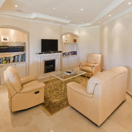 Amazing 2 With Pool By Homing *